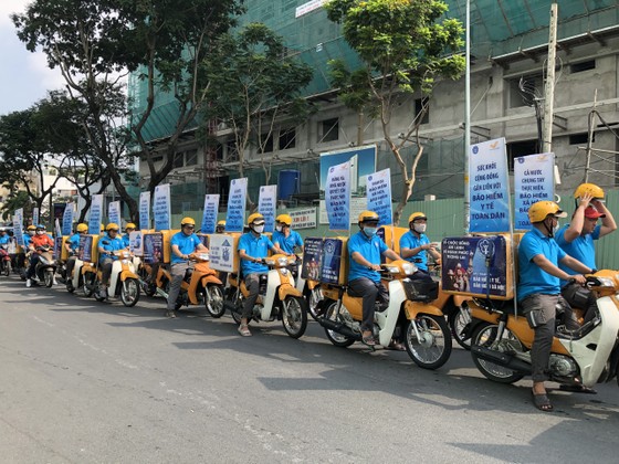 TPHCM ra quân vận động 60.000 người tham gia BHYT ảnh 1
