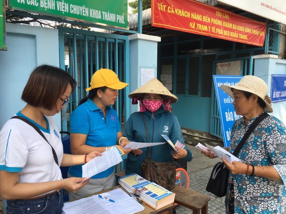 TPHCM ra quân vận động 60.000 người tham gia BHYT ảnh 3