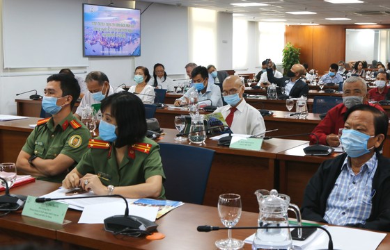 Kiều bào có thể đăng ký các chuyến bay để về nước ảnh 2