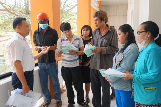 Nam giới 'mất' gần 140 triệu đồng, nữ giới 'mất' gần 440 triệu đồng nếu lãnh BHXH một lần ảnh 2