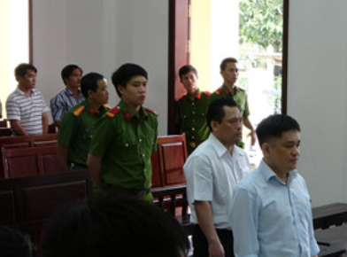 15 năm tù cho nguyên giám đốc Quỹ tín dụng nhân dân Quảng Tiến ảnh 1