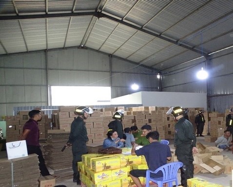 Phát hiện cơ sở sản xuất, tiêu thụ hàng giả “khủng” tại Đồng Nai ảnh 1