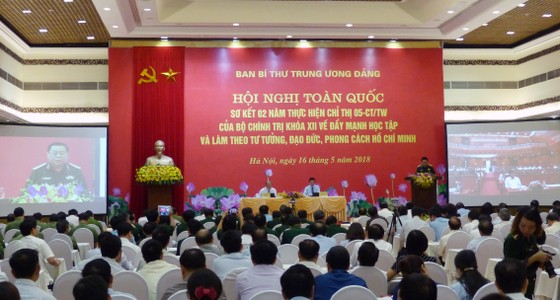 Sơ kết 2 năm thực hiện Chỉ thị 05-CT/TW: Kiên quyết xử lý những cán bộ, đảng viên có sai phạm, tham nhũng, tiêu cực ảnh 3