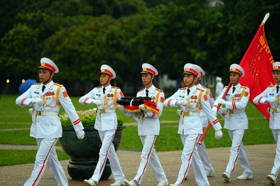 Cử hành trọng thể Quốc tang nguyên Tổng Bí thư Lê Khả Phiêu ảnh 27