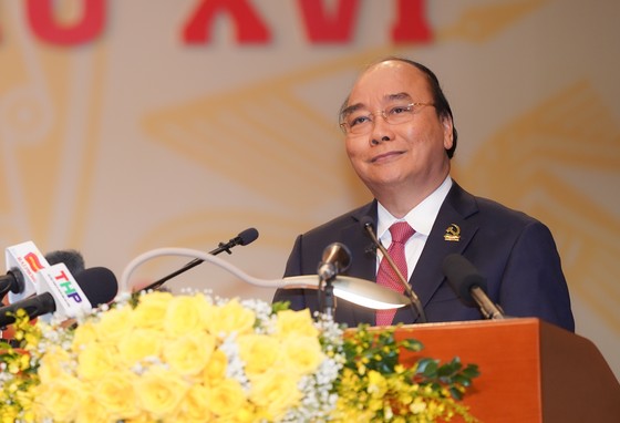 Thủ tướng Nguyễn Xuân Phúc: Hải Phòng phải tập trung phát triển kinh tế biển, trở thành một thành phố cảng quốc tế hiện đại ảnh 3