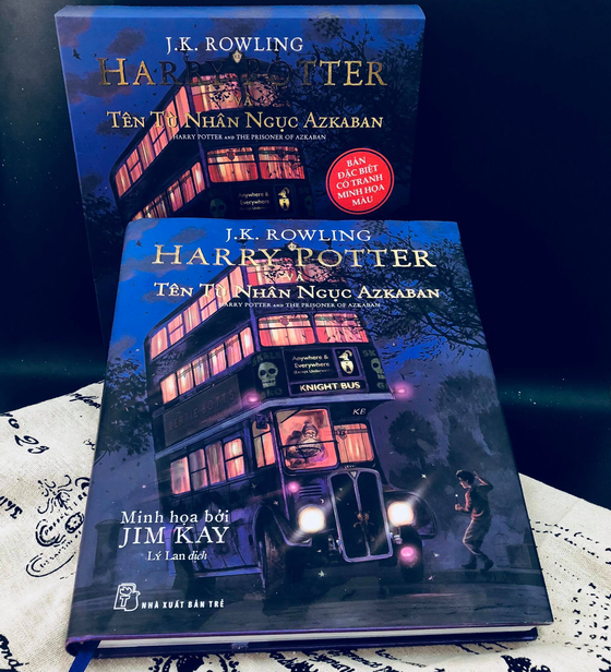 Ấn bản đặc biệt của Harry Potter đến Việt Nam ảnh 1