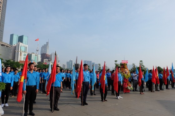 Hành trình 'Tôi yêu Tổ quốc tôi' trên thành phố mang tên Bác ảnh 1