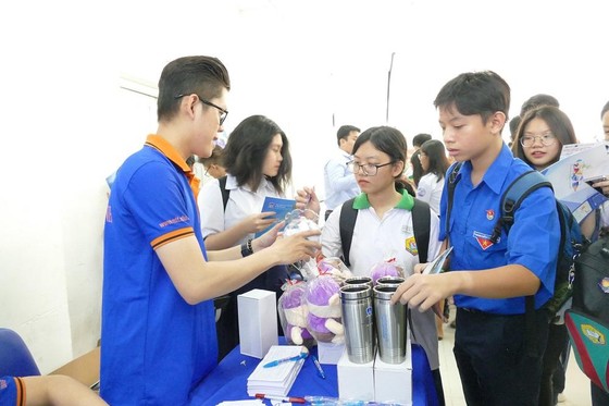 3.000 học sinh tham dự ngày hội 'Học sinh Thành phố Bác' ảnh 1