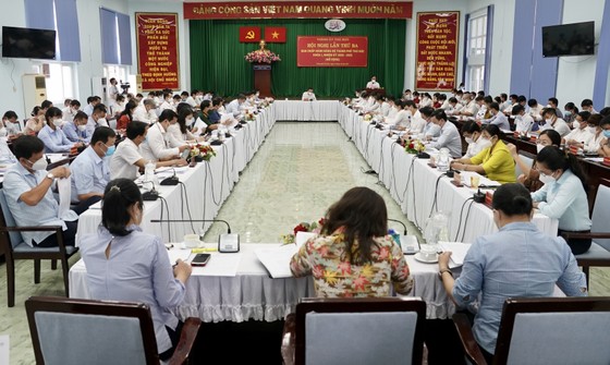 Bí thư Thành ủy TPHCM Nguyễn Văn Nên: Tính toán lại bộ mặt đô thị, xây nhà trọ đúng quy cách ảnh 1