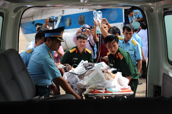 Trung tâm y tế thị trấn Trường Sa: Điểm tựa giữa biển khơi ảnh 1