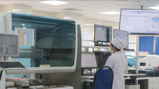 Khánh thành và đưa vào hoạt động tòa nhà Bách hợp Bệnh viện Hùng Vương ảnh 2