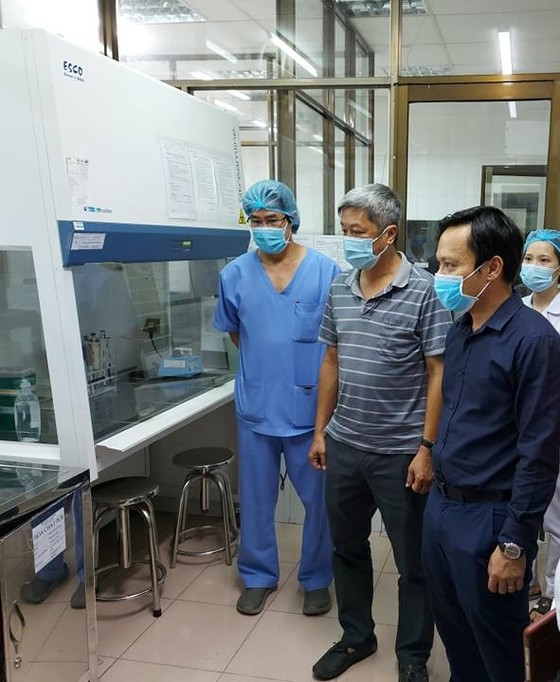 Viện Pasteur TPHCM thiết lập 2 phòng xét nghiệm đạt chuẩn quốc gia tại tâm dịch chỉ trong vòng 1 tuần ảnh 1