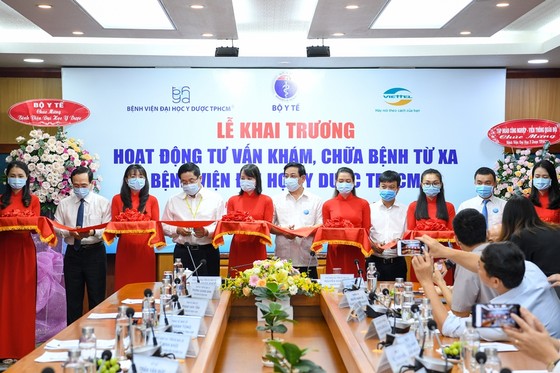 Hội chẩn, khám chữa bệnh cho 2 bệnh nhân ở Đắc Lắk và Đồng Tháp qua… màn hình ảnh 1