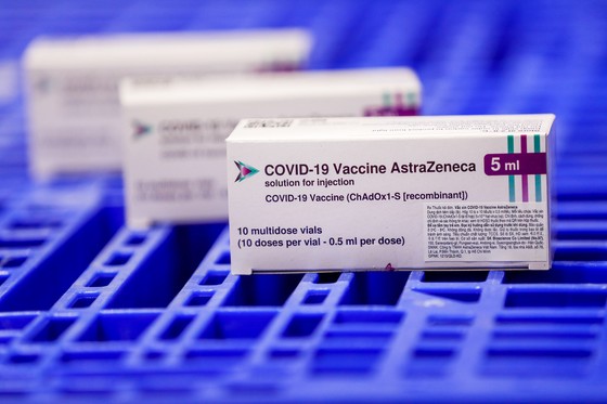 Sáng 29-7, gần 660.000 liều vaccine Covid-19 của AstraZeneca về đến Việt Nam ảnh 2