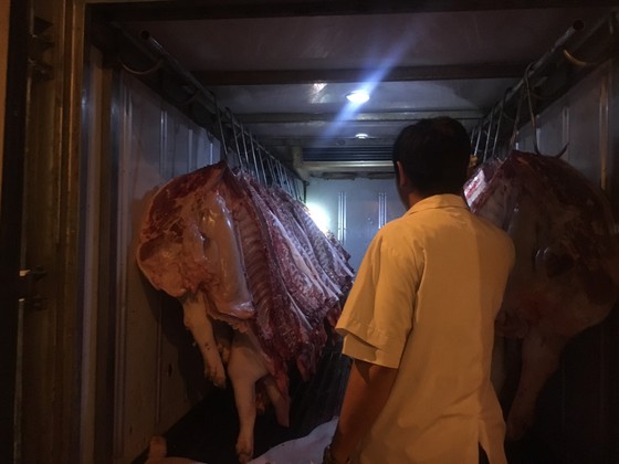 Truy xuất nguồn gốc thịt heo ở chợ đầu mối: Nơi làm nơi không ảnh 2