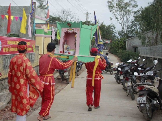 Quảng Ngãi: Lễ hội cầu ngư và ra quân đánh bắt đầu năm ảnh 2