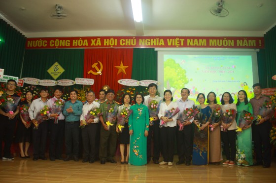 Khoảng 2 tỷ đồng hỗ trợ Trung tâm Nuôi dạy trẻ khuyết tật Võ Hồng Sơn ảnh 4