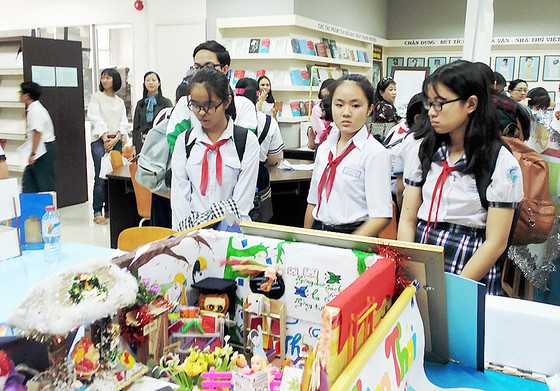 Sôi nổi tranh tài tại Hội thi “Lớn lên cùng sách” ảnh 1