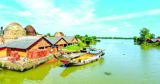 Tích tắc về phía mùa Xuân ảnh 1