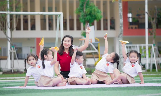 iSchool đạt giải thưởng "Top 10 thương hiệu mạnh ASEAN 2019" ảnh 3
