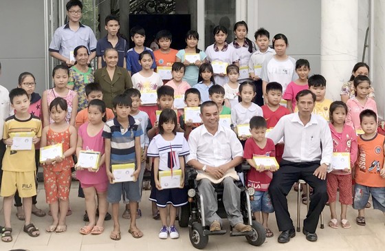 Không chỉ nỗ lực cho riêng mình ảnh 1