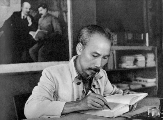 Tư tưởng Hồ Chí Minh soi sáng con đường cách mạng Việt Nam ảnh 1