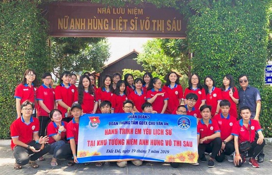 Rộng đường cho học sinh không trúng tuyển lớp 10 công lập ảnh 1
