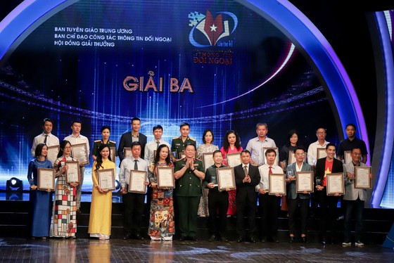 Trao Giải thưởng toàn quốc về thông tin đối ngoại lần thứ VI ảnh 2