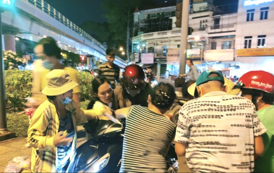 Khi lòng tốt bị lợi dụng - Bài 1: Tháng 'cô hồn', nhập vai xin ăn ảnh 1