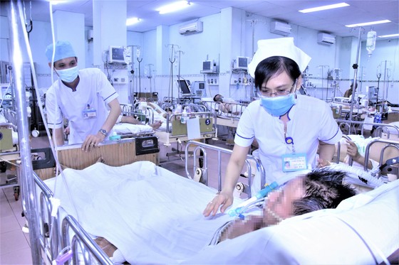 Thầm lặng nghề điều dưỡng ảnh 1