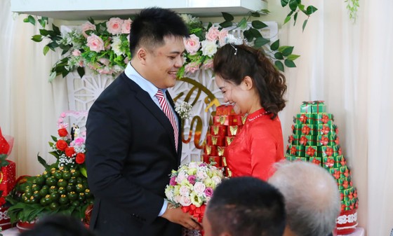 Yêu nhau qua… app ảnh 1