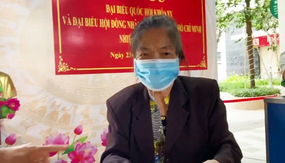 Những cử tri đặc biệt tham gia bầu cử ảnh 2