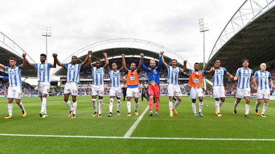 Ấn tượng Huddersfield ảnh 1