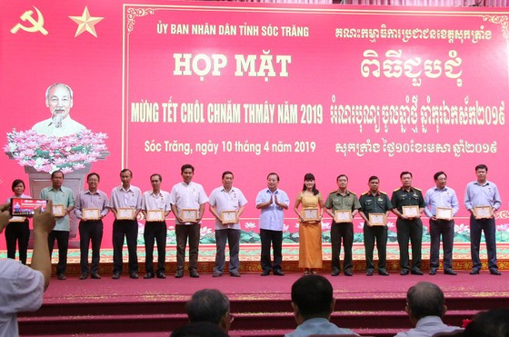 15 cá nhân được tặng Kỷ niệm chương “Vì sự nghiệp phát triển các dân tộc" ảnh 2
