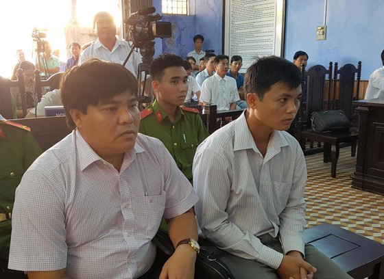 Dời thời gian tuyên án vụ cán bộ QLLT tỉnh Sóc Trăng ảnh 1