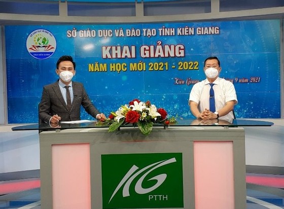 Nhiều địa phương tổ chức lễ khai giảng 'đặc biệt' ảnh 23