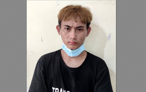 Bắt giữ đối tượng chiếm đoạt 'tiền cọc' mua bán nông sản của hàng chục người ảnh 1