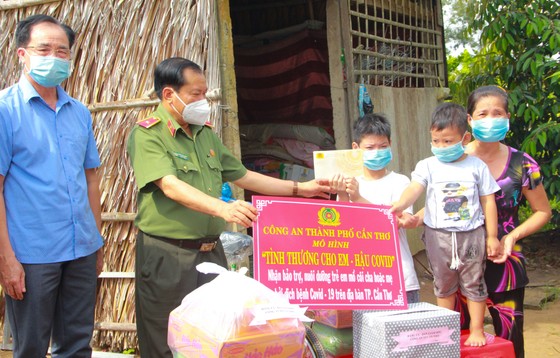 Công an TP Cần Thơ triển khai mô hình “Tình thương cho em – Hậu Covid-19” ảnh 1