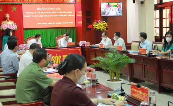 TPHCM hỗ trợ tỉnh Sóc Trăng 3 tỷ đồng phục vụ công tác phòng chống dịch Covid-19 ảnh 3