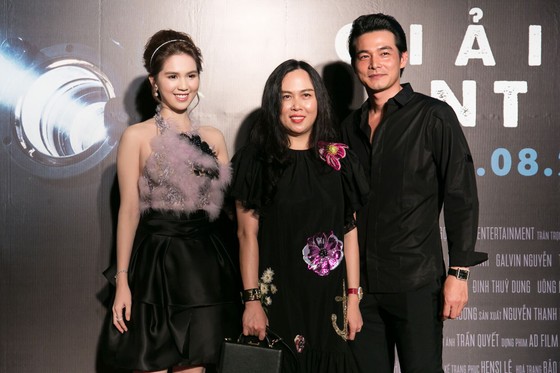 Ngọc Trinh thử làm đả nữ trong phim mới ảnh 5