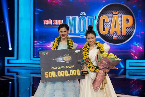 Thu Hoài 'Nhà trọ Balanha' giành quán quân Trời sinh một cặp mùa 4 ảnh 5