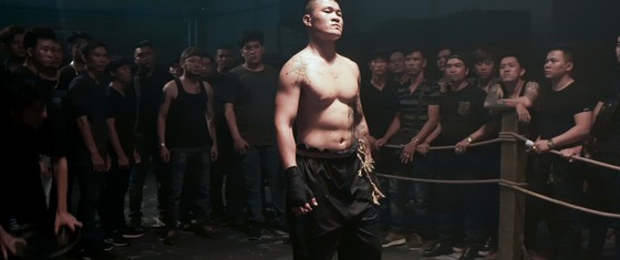 Đương kim vô địch boxing châu Á Trương Đình Hoàng lấn sân điện ảnh ảnh 1