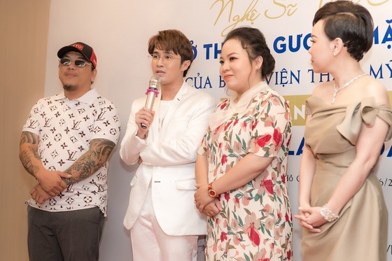 Việt Hương mời dàn nghệ sĩ tham gia phim mới ảnh 3