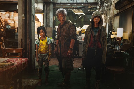 'Train to Busan 2' khuynh đảo phòng vé Việt ảnh 1