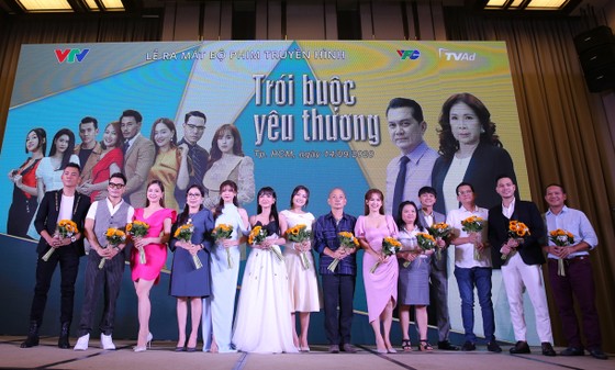 NSND Kim Xuân hóa người mẹ độc đoán trong phim mới ảnh 4