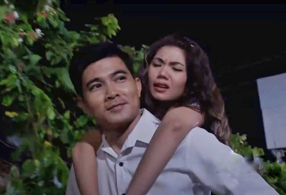 Chuyện 'thuê người yêu' dịp tết lên phim ảnh 1