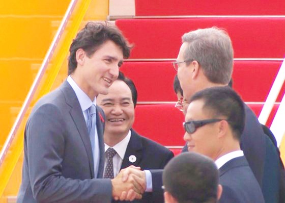 Thủ tướng Canada đã đến Đà Nẵng dự APEC ảnh 3