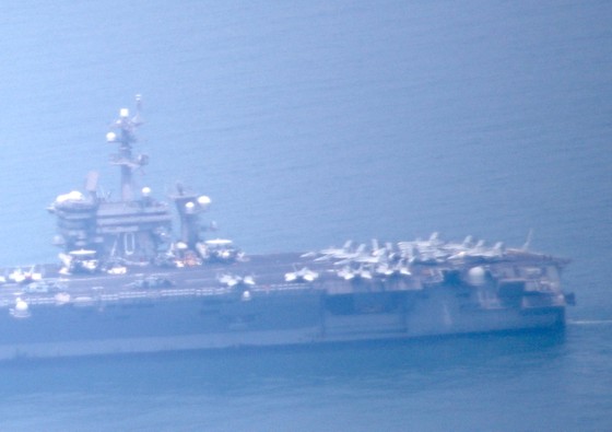 Tàu sân bay USS Carl Vinson đang vào cảng Tiên Sa - Đà Nẵng ảnh 5
