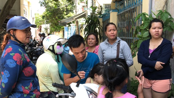 Vụ bạo hành trẻ tại nhóm trẻ Mẹ Mười: Công an đang làm việc với chủ nhóm Đinh Thị Hồng ảnh 2