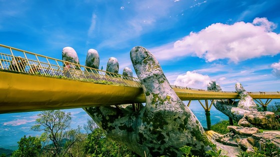 Đà Nẵng và Vietravel Việt Nam ký kết hợp tác phát triển du lịch ảnh 1